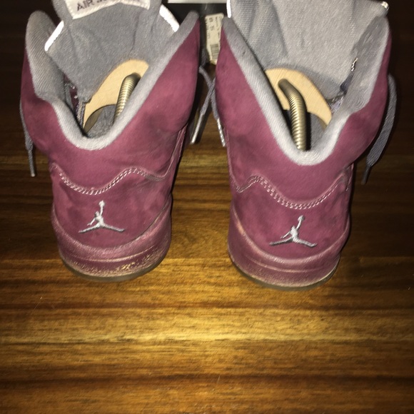 Air Jordan 5 Retro Burgundies - Picture 6 of 8